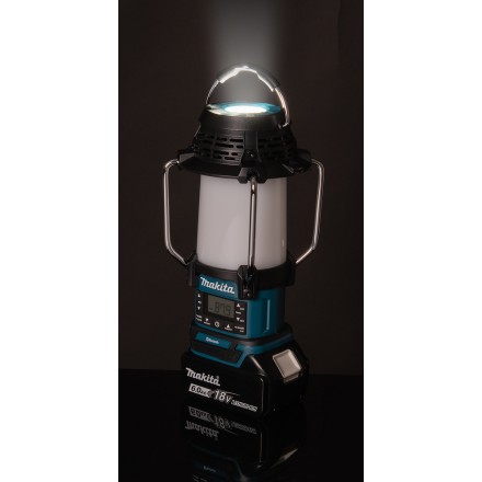 Makita Radio con lanterna integrata LXT ® DMR057
